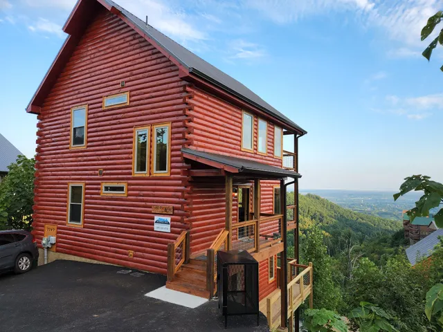 Top O the Mornin' Cabin