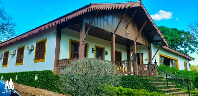 Pousada Fazenda Pinhalzinho B&B