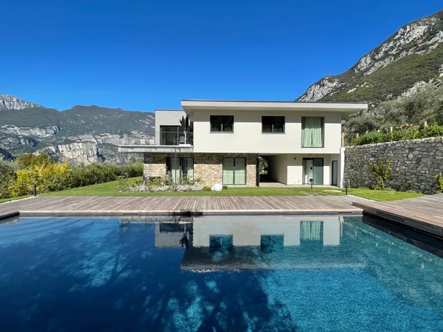 Gazzi Apartments 'Panoramic & Relaxing'