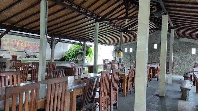 Lawar Kambing Mang Raka Gianyar