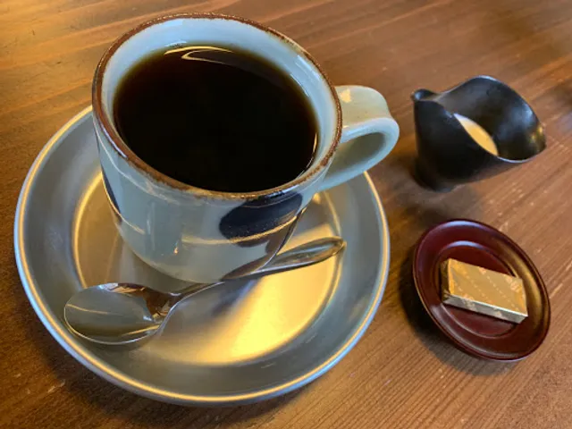 楽只亭（らくしてい）