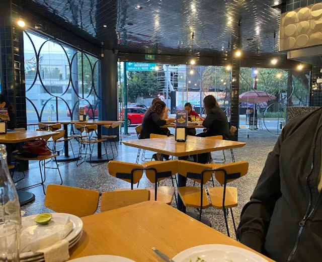 Taquería El Califa (Miguel Ángel de Quevedo)