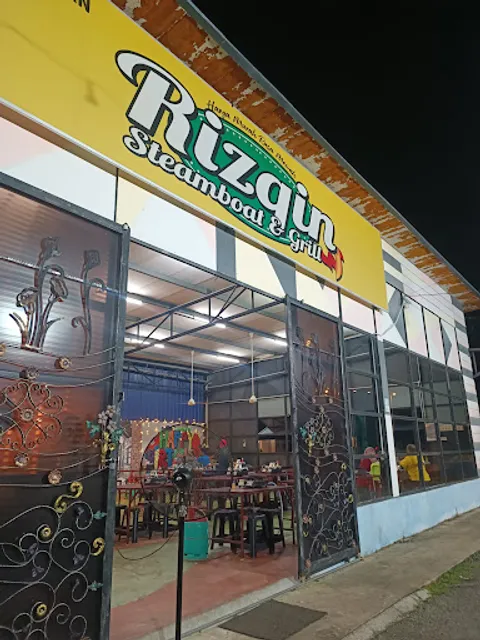 Rizqin Steamboat Grill Sijangkang