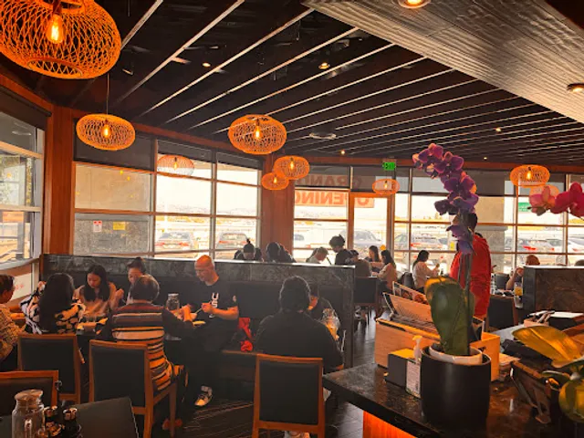 Mr. Dragon Noodle House