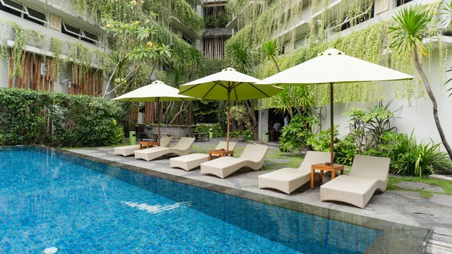 Grandmas Plus Hotel Airport