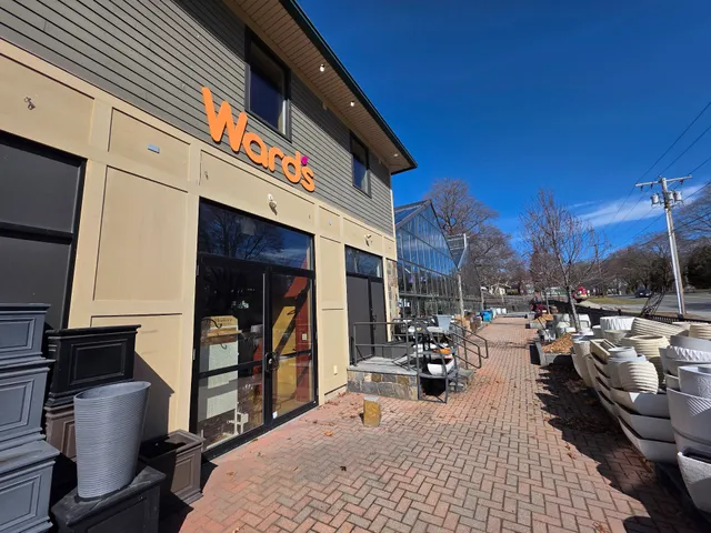 Ward's Nursery & Garden Center