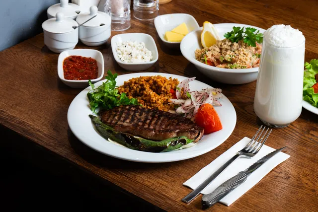 Emniyet Restaurant - Kahvaltı, Çorba, Steak, Et, Kebap, Lahmacun, Pide