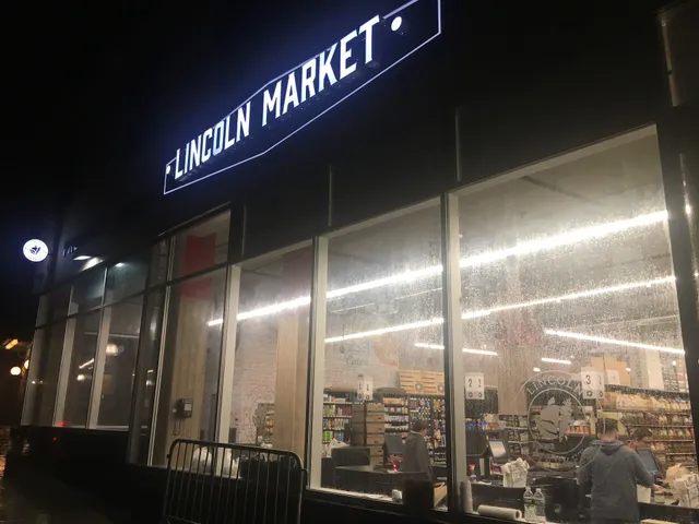 LINCOLN MARKET