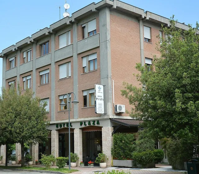 Hotel Plaza