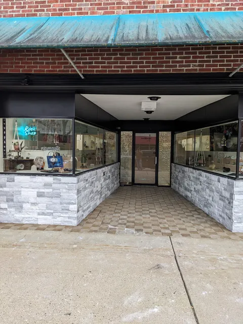 Sarahlee’s Healing Mountain Crystals