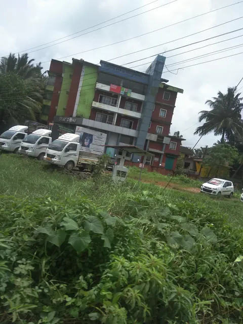 OYO 18439 Dazzling 2BHK