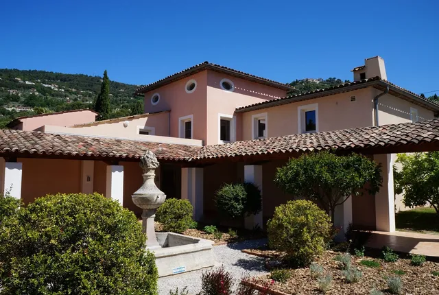 Domaine La Tour Carrée