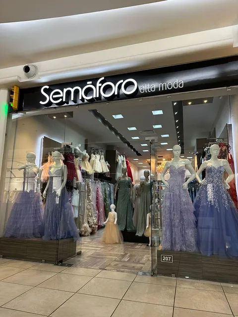 Semáforo Alta Moda en Espacio Las Amèricas