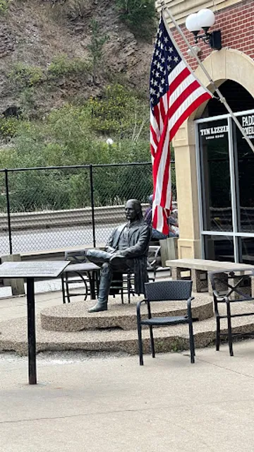 Buffalo Restaurant & Saloon