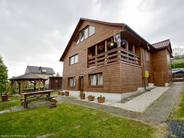 Spokojna 10. Pokoje gościnne