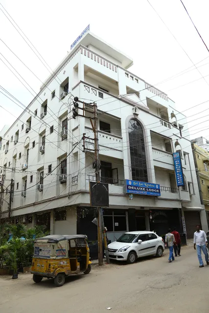 Sri Sai Krishna Deluxe Lodge