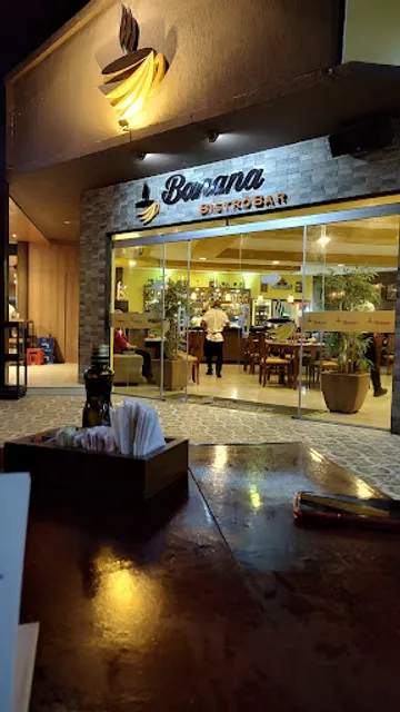Banana Café