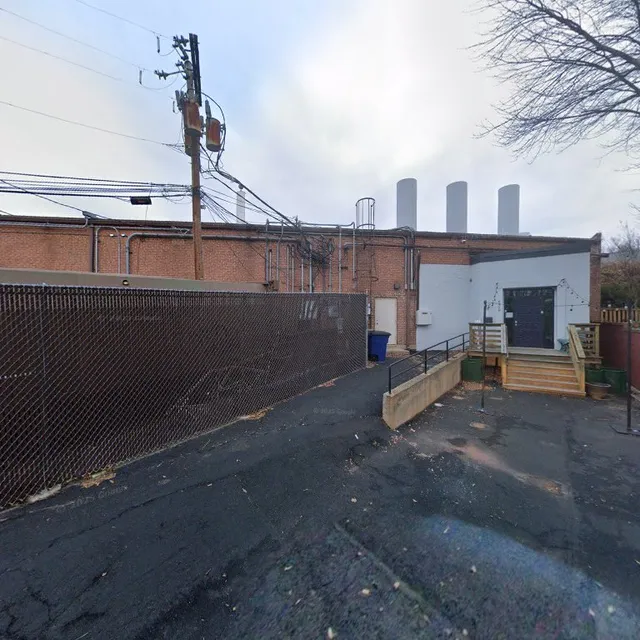 Williamsburg Shopping Center