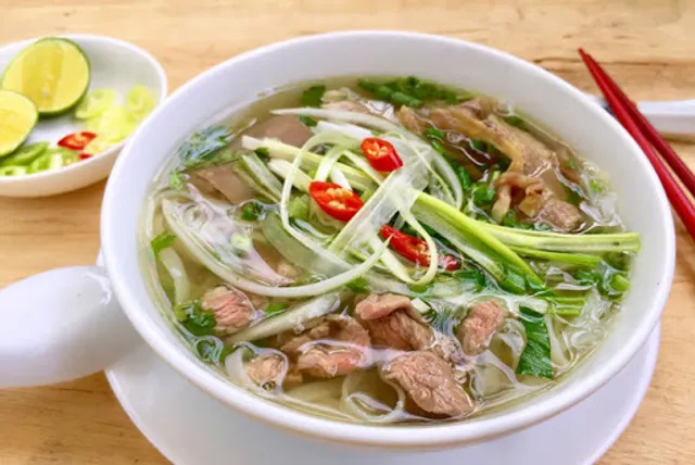 BÚN CHẢ, PHỞ HÀ NỘI
