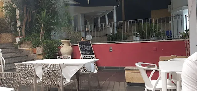 La Kambusa - Pizza e Cucina: Tradizione con un Tocco di Modernità