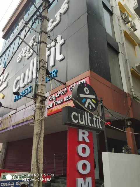 SPOT ON Gayatri Comforts