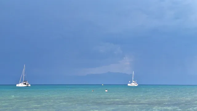 Sidari Vibes On The Beach