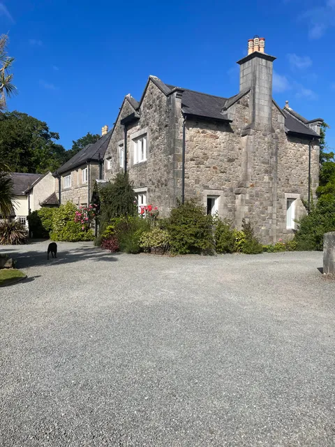 Tros Yr Afon Holiday Cottages and Manor House