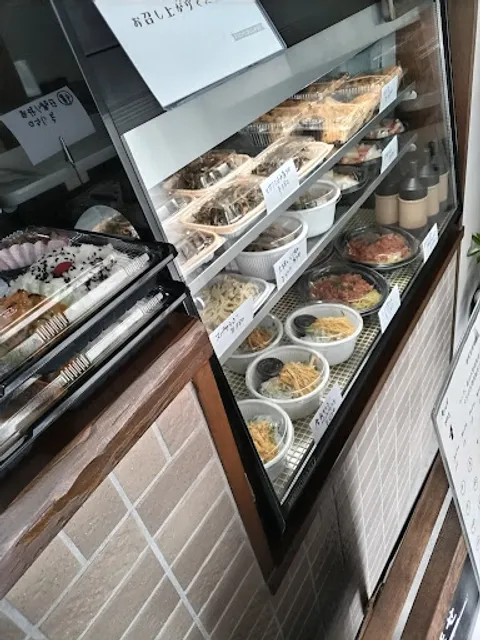 ごはんや 四つ葉