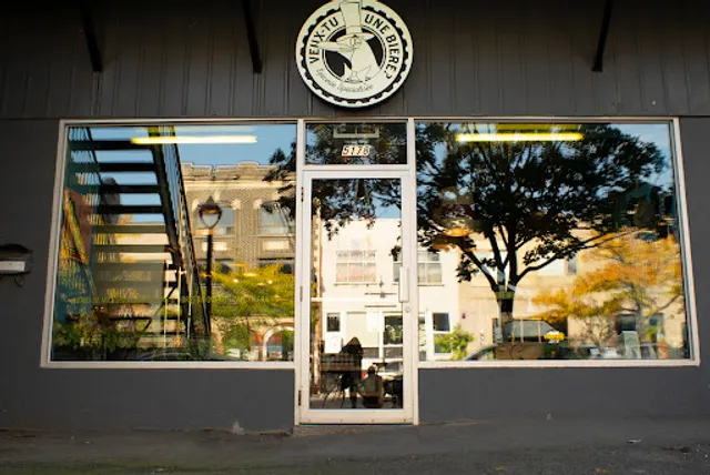 Veux-tu une Bière? (Mile end)