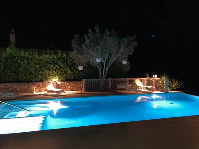 Apartamentos Pinosol, S.L.