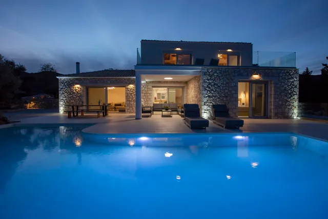 Rachi Sea View Villas