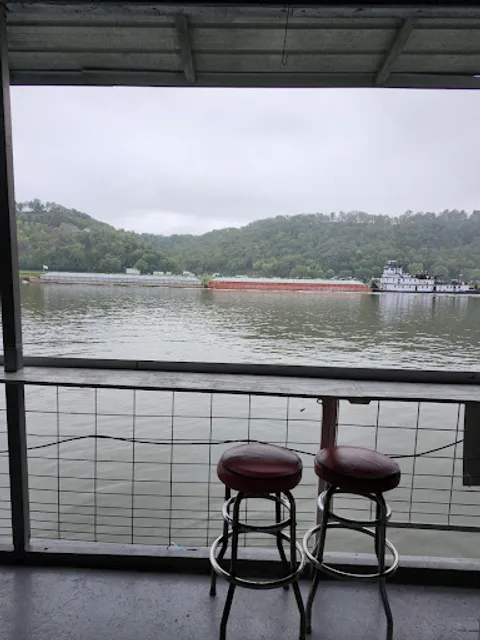 Madison Lighthouse Restaurant & Bar