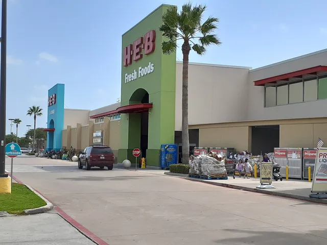 Bay Colony Town Center