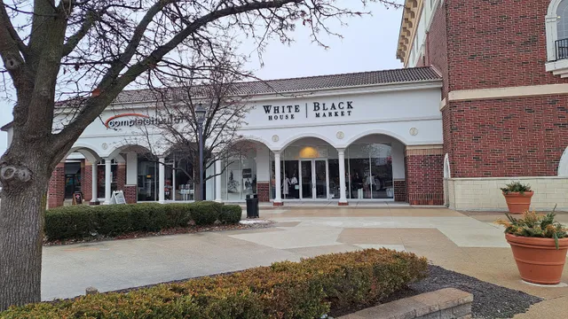 White House Black Market