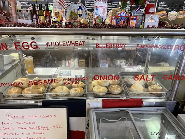 Youndy's hispanic Sweets and Kitchen