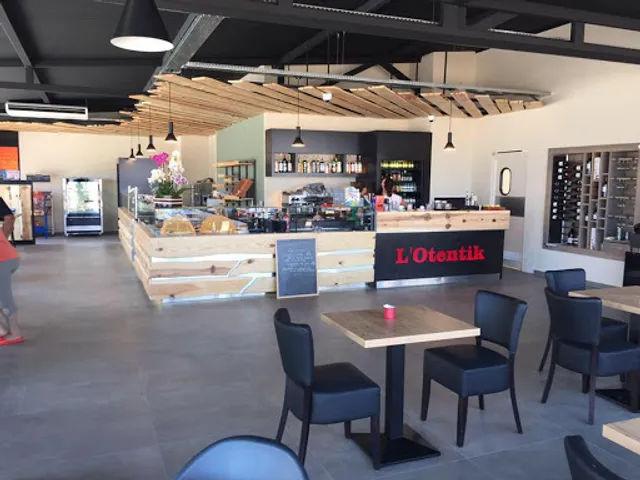 L'Otentik - Brasserie - Boulangerie - Pâtisserie