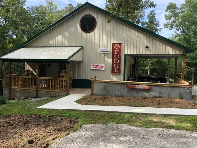 Grand Rivers Fudge Factory