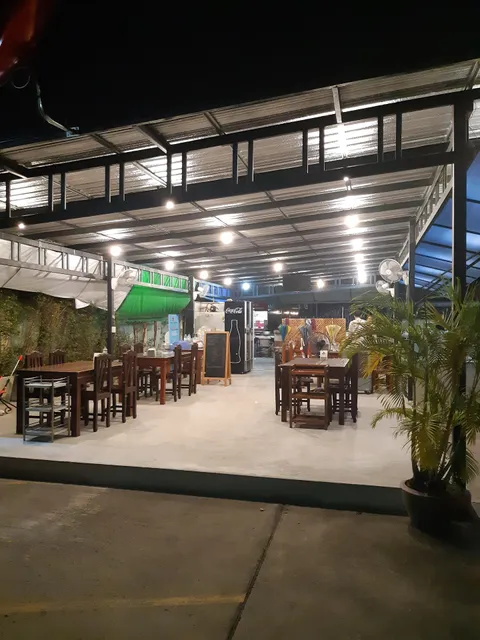 Mae Nhoo's Kitchen Pattaya