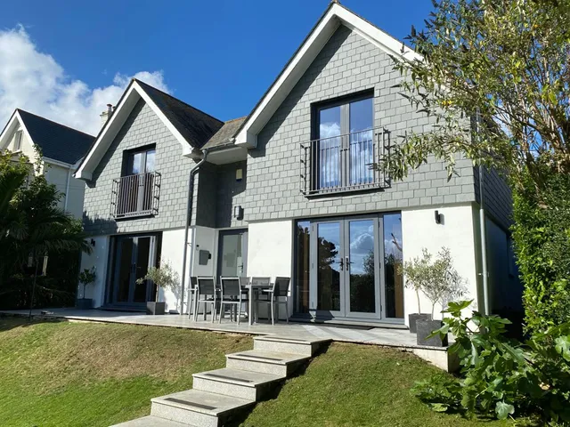 Love Cornwall Holidays - Self Catering Holiday Accommodation