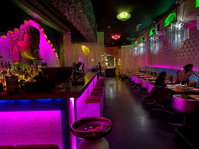 Silk Lounge - Indian Restaurant
