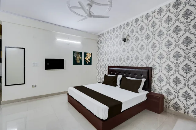 Hotel O Avs Hotel and restaurant