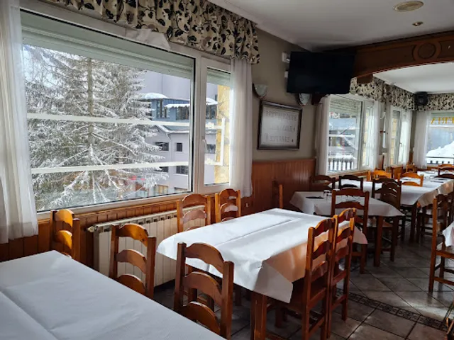 Bar Restaurante Estanés