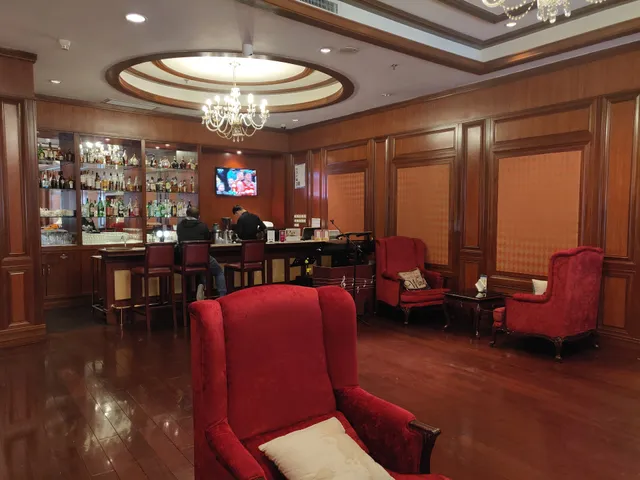 富苑酒店蓝爵吧