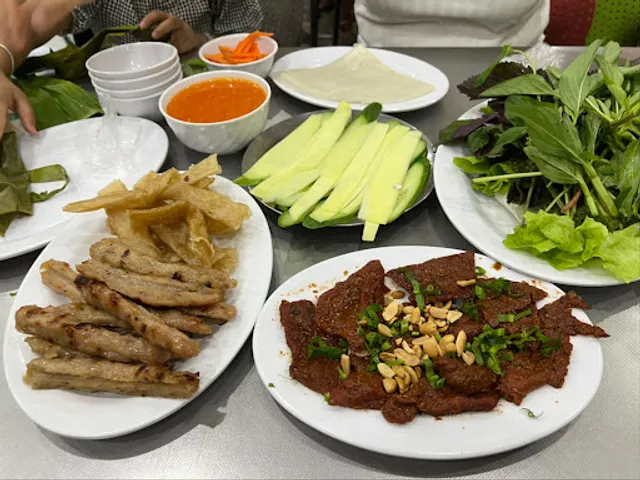 Nem Nướng Đặng Văn Quyên