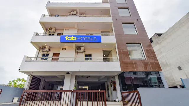 FabHotel The Bird House