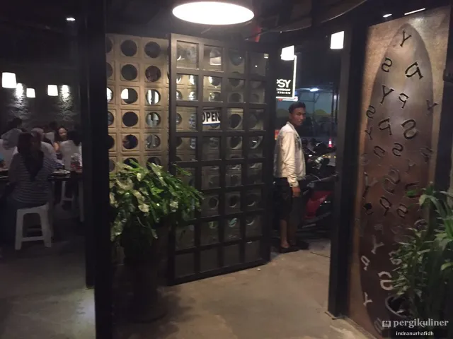 PSY Steamboat Yakiniku Bintaro