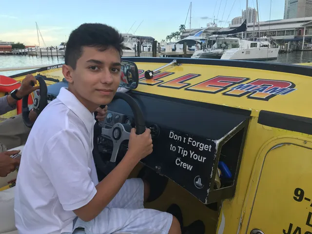 art deco tourist information inc.