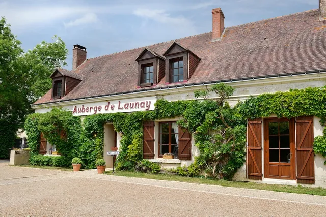 Logis Hôtel Auberge de Launay
