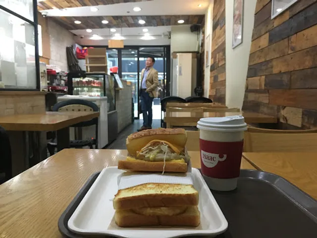 Isaac Toast & Coffee Gangnam