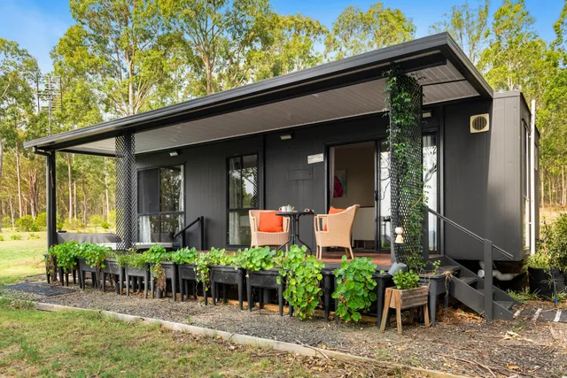 HUNTER HIDEAWAY FARM